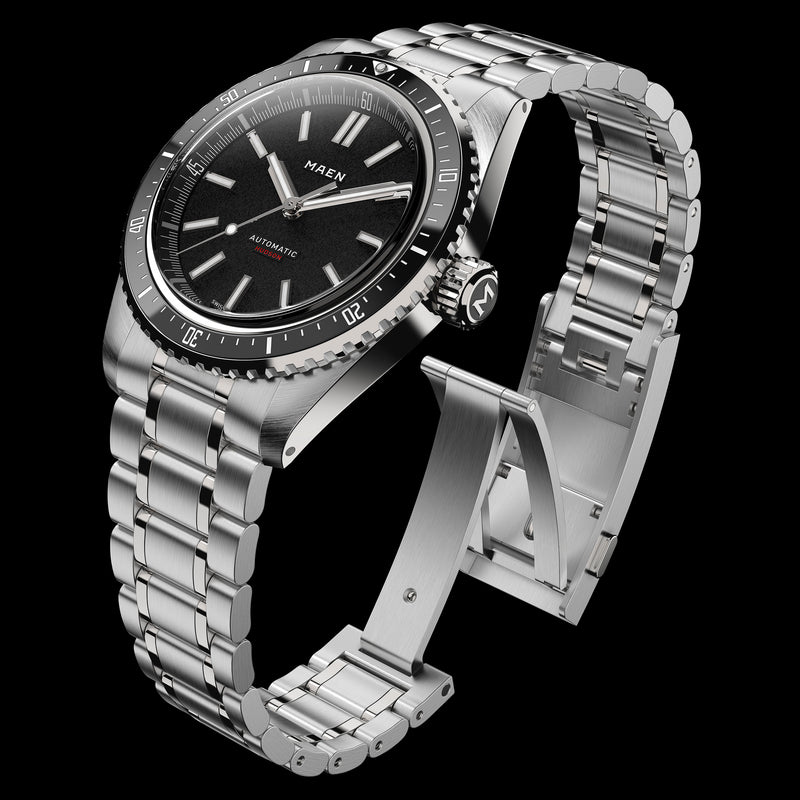 MAEN Hudson 38 MK5 black no-date dial and steel bracelet